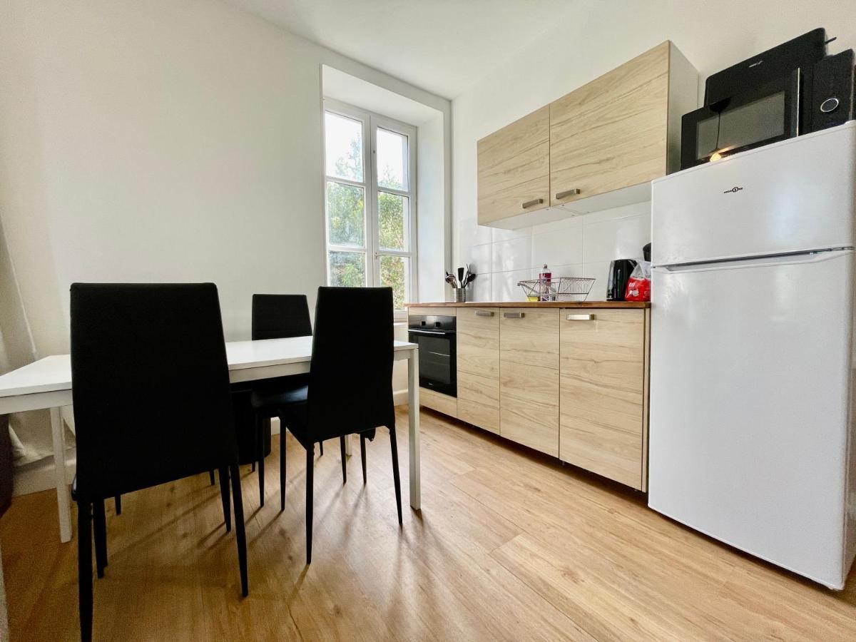 Les Appartements D'Arthur - Pont-Neuf Каркасон Екстериор снимка
